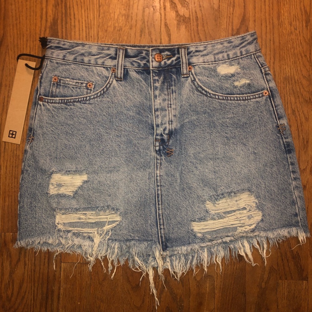 Ksubi distresses denim skirt size 28